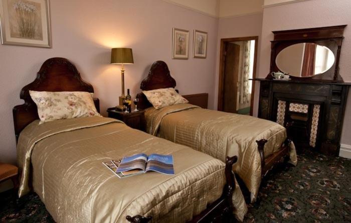 Belmont Hotel Wrexham Pokój zdjęcie